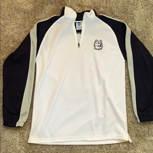 ⭐️2/$22⭐️ UCONN Embroidered Pull Over